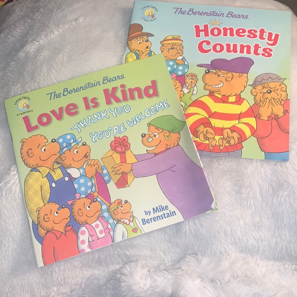 🐸2/$10🐸Berenstein Bears set of 2